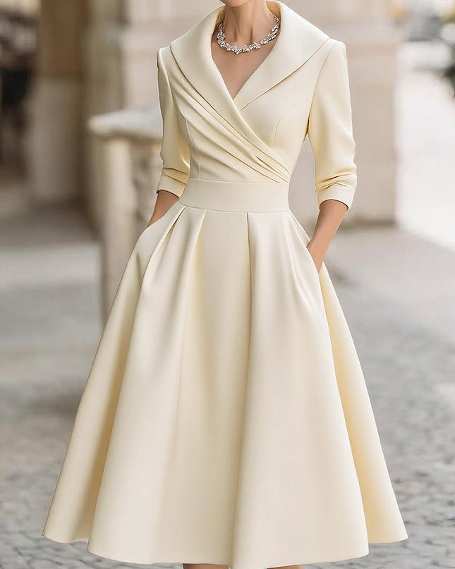 Lea™ - Elegantes Midikleid mit Dezentem Glanz