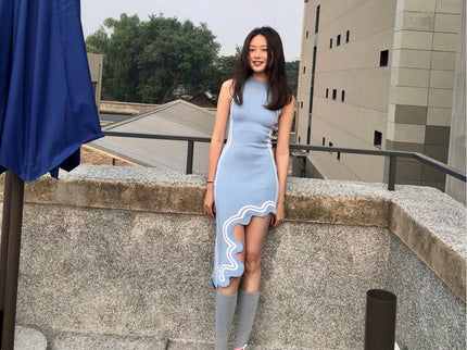 Asymmetrisches Strickkleid