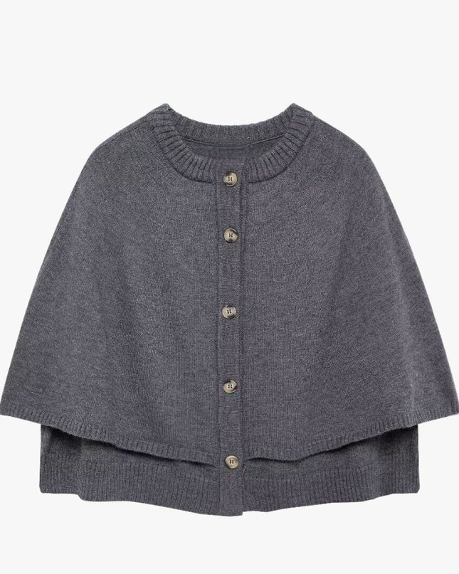 Chloë | Strick-Cape mit Knöpfen und Gestuftem Saum