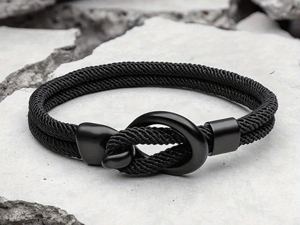 Stilvolles handgefertigtes Seilarmband für Männer - perfekt für einen lässigen Herbstlook!