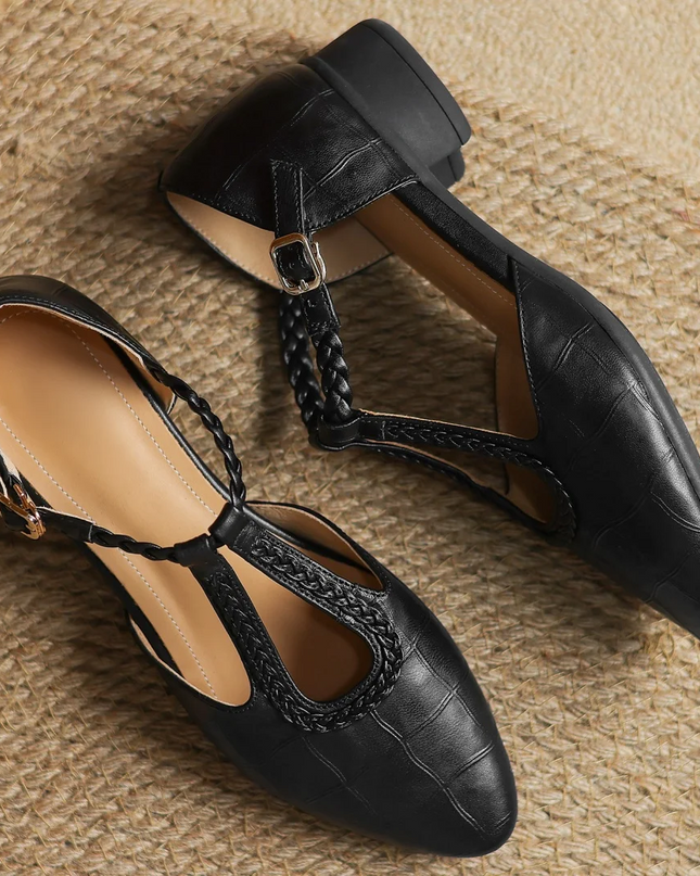 Astrid – Klassischer Lederschuh mit geflochtenem T-Riemen
