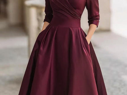Lea™ - Elegantes Midikleid mit Dezentem Glanz