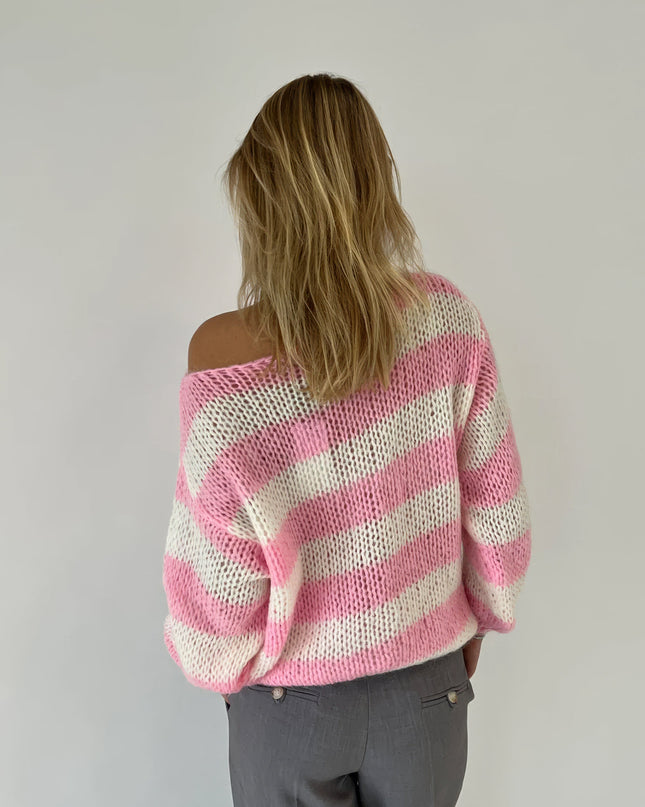 Gemütlicher leichter Strickpullover für lässigen Komfort