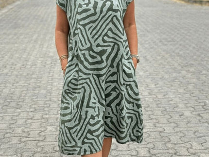 Solina™ – Kleid mit Rundhalsausschnitt und wunderschönem, bauchbedeckendem Print