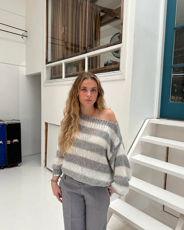 Gemütlicher leichter Strickpullover für lässigen Komfort
