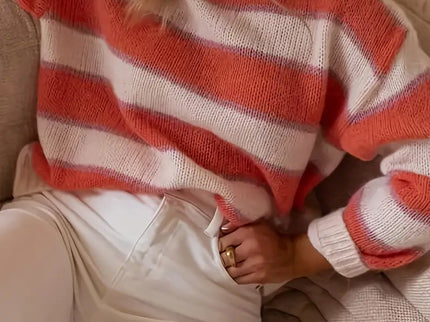 Gigi -Gestreifter Pullover in Blush
