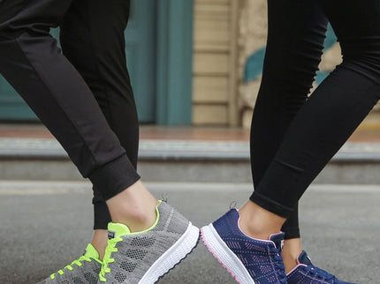 Zara - Bequeme und modische ergonomische Turnschuhe für Frauen