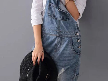 Frayla™ – Abgenutztes Jeanskleid mit Schlitz hinten