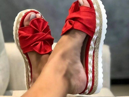 Orthopädische Sandalen für Damen