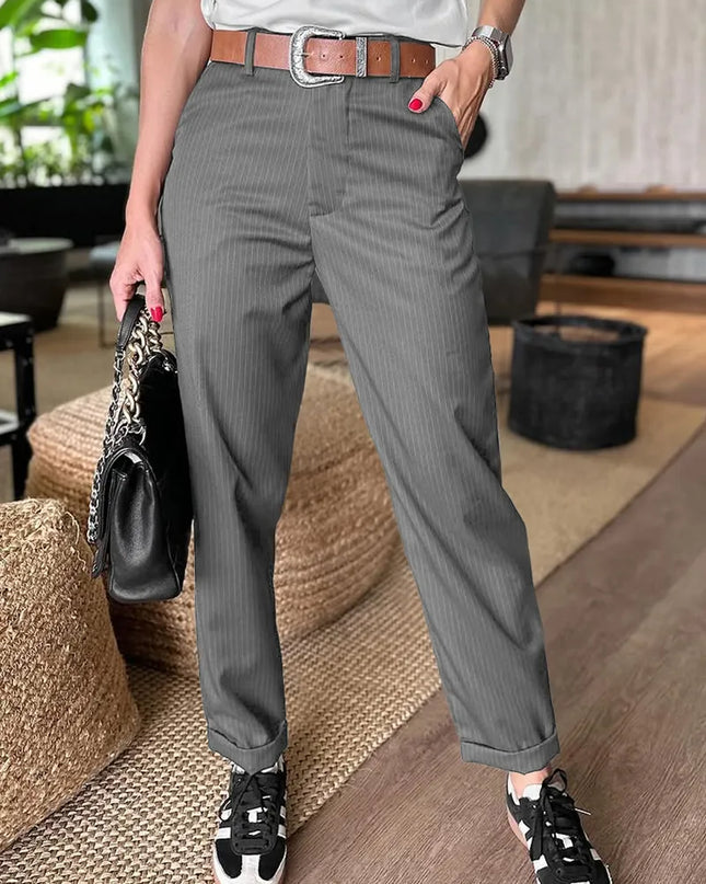 MATHILDA | ELEGANTE, FIGURSCHMEICHELNDE HOSE MIT STREIFEN