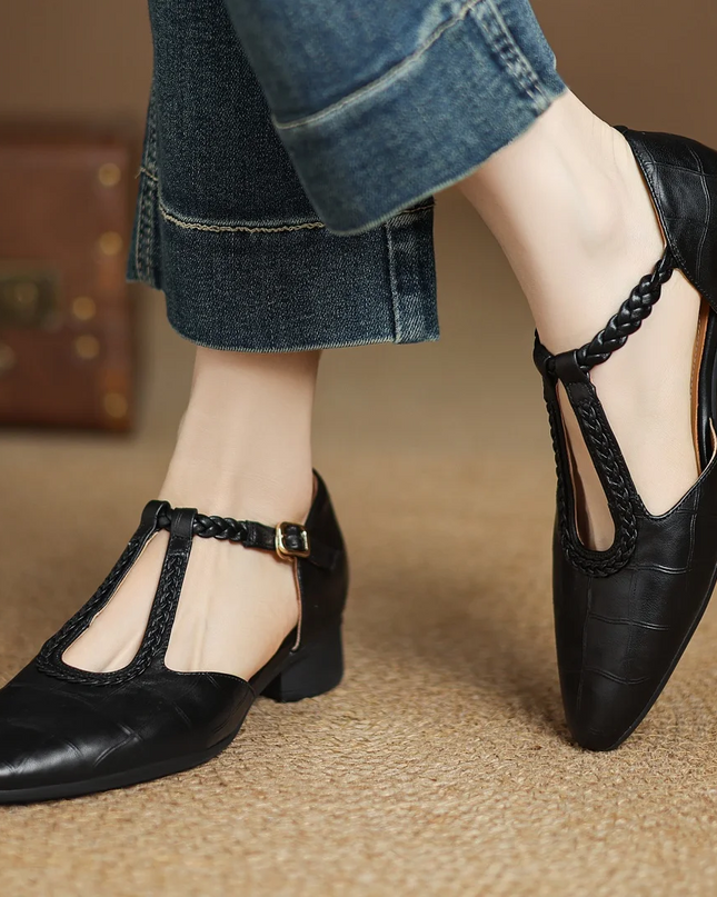 Astrid – Klassischer Lederschuh mit geflochtenem T-Riemen