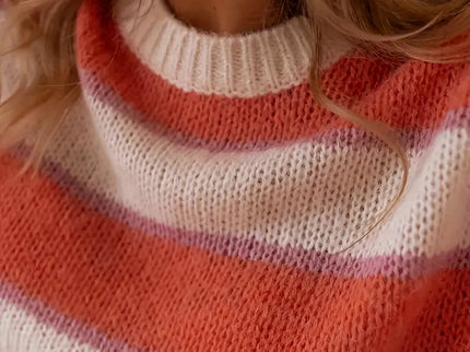 Gigi -Gestreifter Pullover in Blush