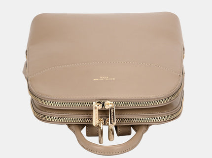 Stylischer Lederrucksack für Frauen mit verstellbaren Riemen
