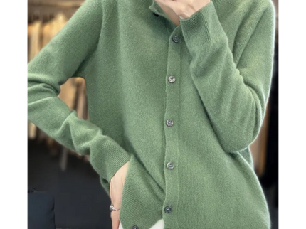 Luxuriöse Damen Strickjacke aus 100% Merinowolle mit O-Ausschnitt