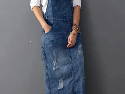 Frayla™ – Abgenutztes Jeanskleid mit Schlitz hinten