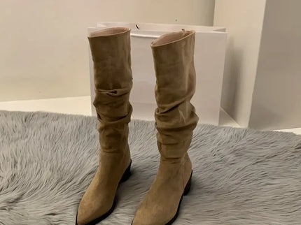 Stylische halbhohe Damenstiefel von Daphne