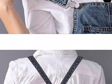 Frayla™ – Abgenutztes Jeanskleid mit Schlitz hinten