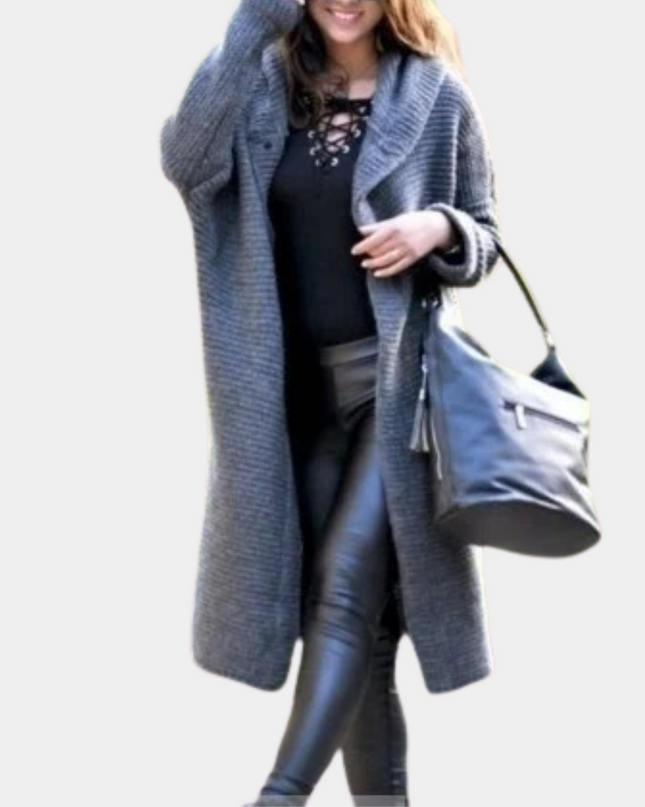 Claudia - Kuschelige Strickjacke mit Kapuze für Frauen