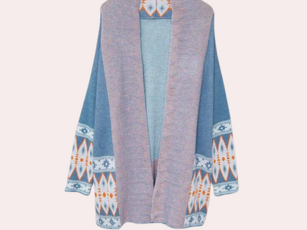 Trendige Damenstrickjacke im Boho-Stil für einen unbeschwerten Look