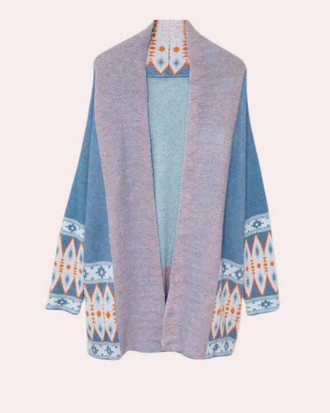 Trendige Damenstrickjacke im Boho-Stil für einen unbeschwerten Look