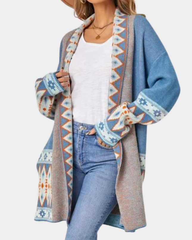 Trendige Damenstrickjacke im Boho-Stil für einen unbeschwerten Look