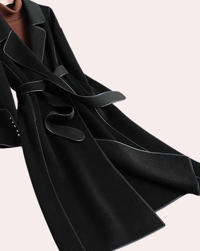 Stilvoller langer Damenmantel für einen raffinierten Look