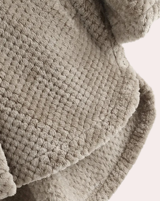 Schicke Damenjacke mit trendiger Kapuze