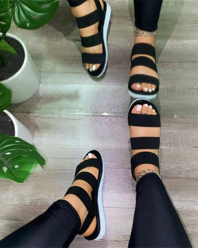 Modische und bequeme Damensandalen mit trendigen Riemchen