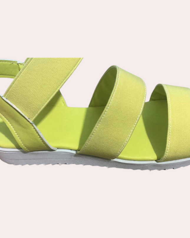 Modische und bequeme Damensandalen mit trendigen Riemchen