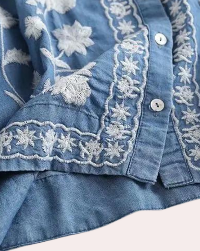 Breanne - Elegante bestickte Damenstrickjacke mit Blumendessin