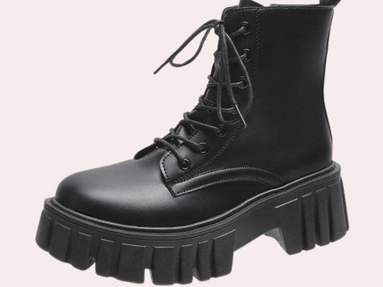 Venetia - Eleganter Damenstiefel mit raffinierten Schnürsenkeln und praktischem Reißverschluss