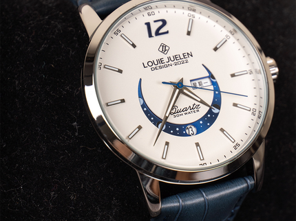 Elegante Uhr mit Mondphase