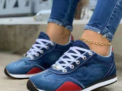 Trendige Sheen-Denim-Sneakers für Damen für einen lässigen Look