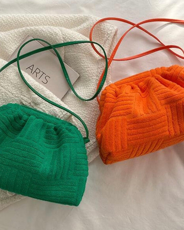 Sabrina - Elegante und funktionelle Handtuchtasche für Frauen