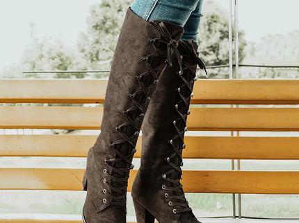 LEONA - Stylische Damenstiefel mit stabilen Absätzen