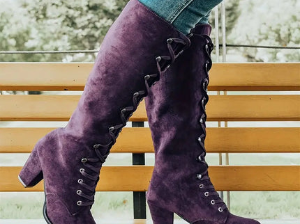 LEONA - Stylische Damenstiefel mit stabilen Absätzen