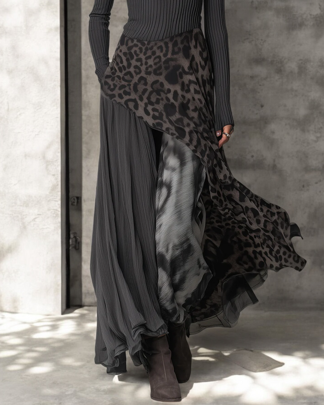 Fena™ - Langes Kleid mit Leopardenmuster-Akzenten