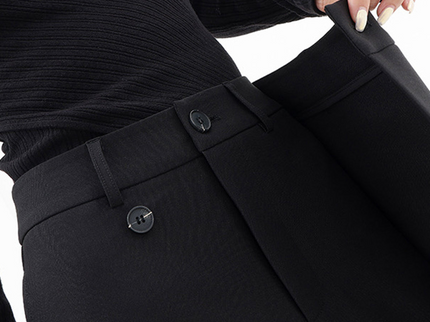 Vera | Übergroße Hose mit Doppelknoten-Detail
