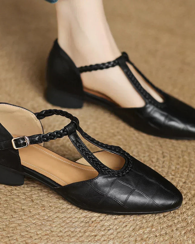 Astrid – Klassischer Lederschuh mit geflochtenem T-Riemen