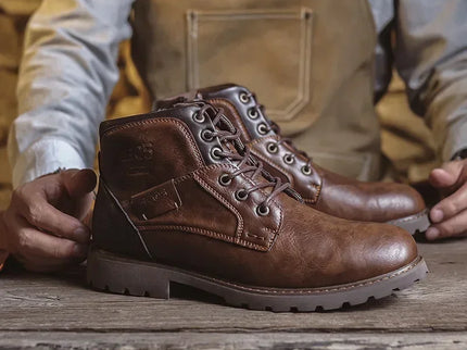 Ken™ | Elegante Herrenstiefel aus Kunstleder im klassischen Stil