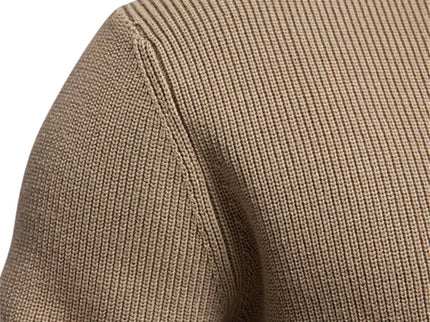 Konrad | Stilvoller Herrenpullover mit Knopfdesign