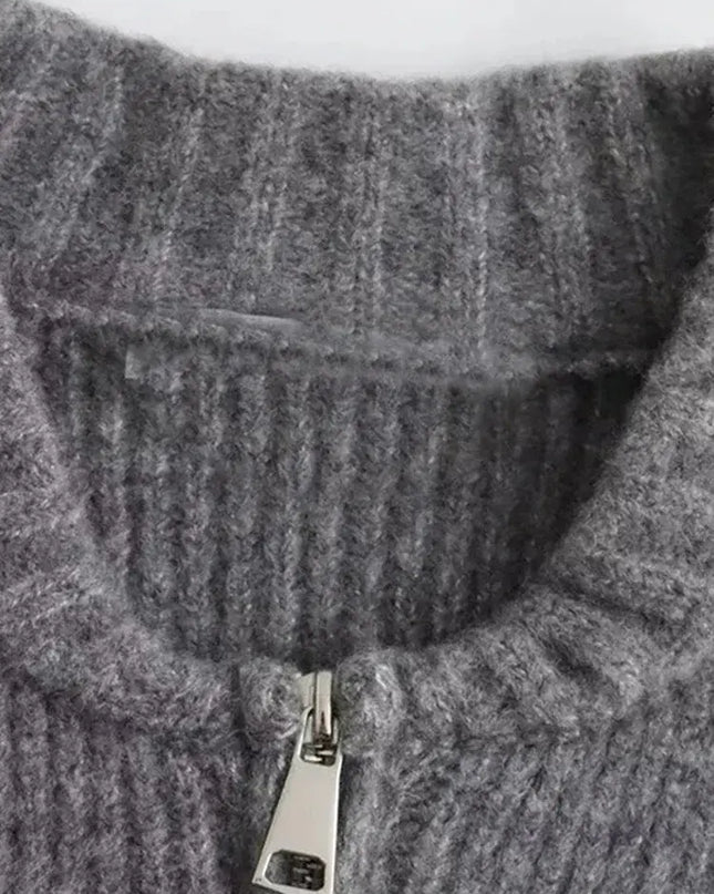 Mia | Strickjacke mit Langarm und Reißverschluss