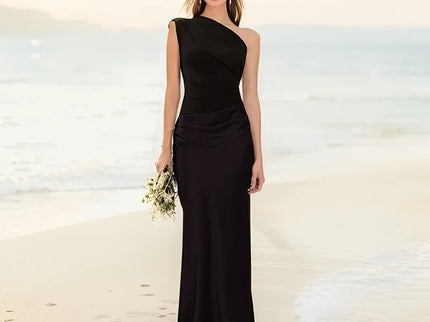 Amber™ – Ein Schulter Satin Maxikleid