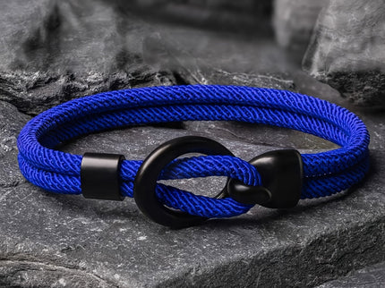 Stilvolles handgefertigtes Seilarmband für Männer - perfekt für einen lässigen Herbstlook!