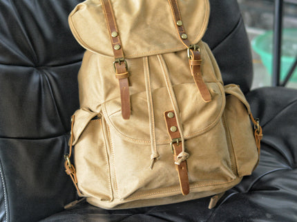 Militärische Leinwand-Rucksack | INTERLAKEN