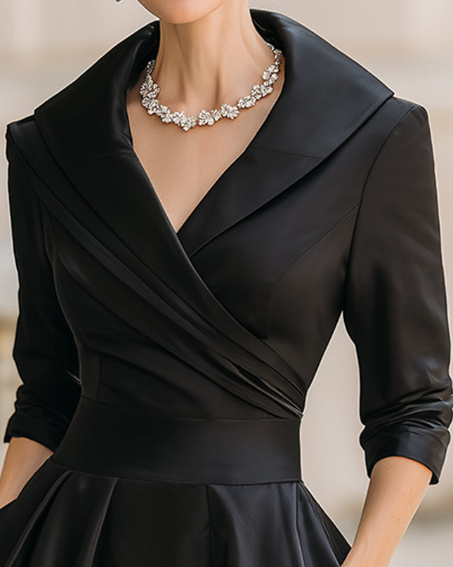 Lea™ - Elegantes Midikleid mit Dezentem Glanz