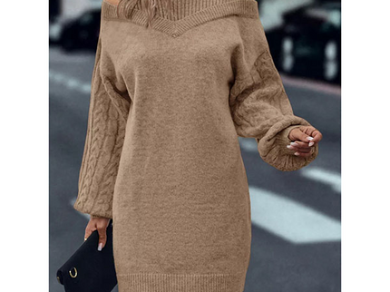 Laira™ – Kleid mit hohem Kragen und Zopfmuster