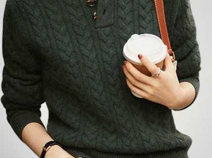 Britta | Eleganter Damenpullover mit Raffinierten Knöpfen