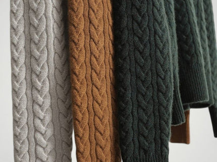 Britta | Eleganter Damenpullover mit Raffinierten Knöpfen