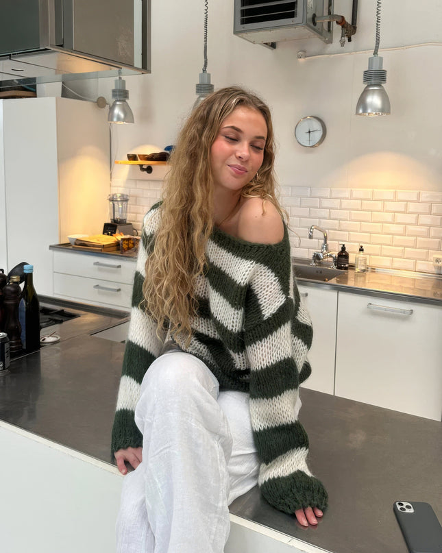 Gemütlicher leichter Strickpullover für lässigen Komfort